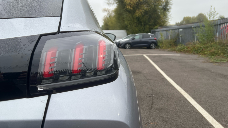 Peugeot 208 1.2 PureTech 100 Allure Premium + 5dr Petrol Hatchback